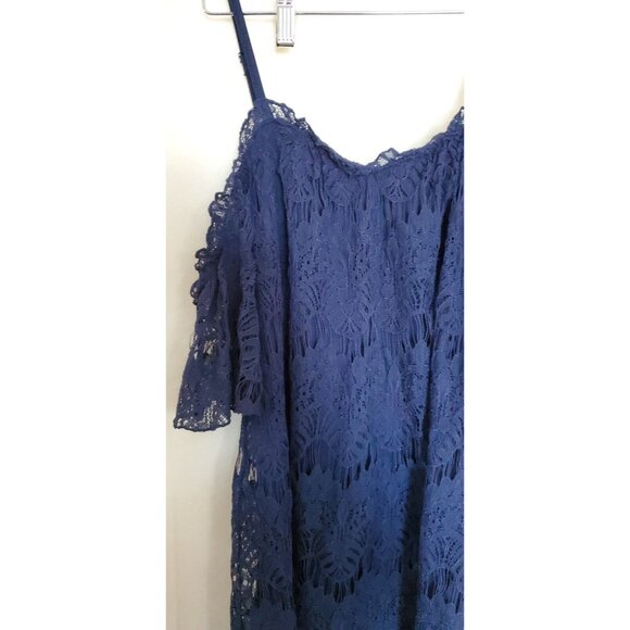 Love Fire Blue Lace Cold Shoulder Dress Lined M - Picture 10 of 16